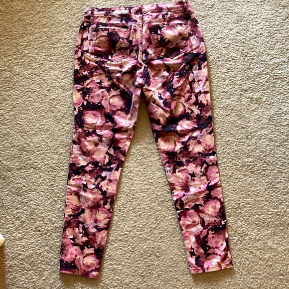 Simply Vera - Vera Wang casual floral pants jegging sz 8 skinny jeans - Picture 4 of 10